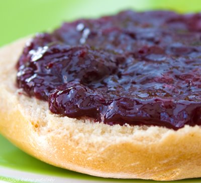 crofters_superfruit_spread_blueberry