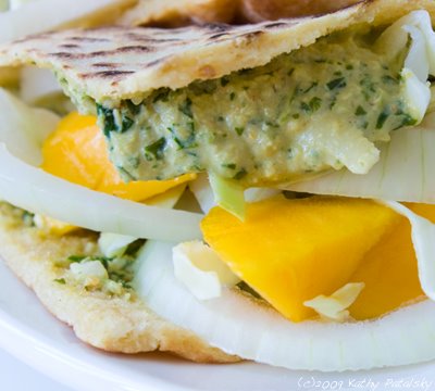 mango-pesto-pita
