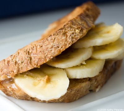 pop-quiz-toast-ups-almond-butter-banana
