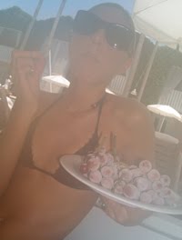 delano-cabana-frozen-grapes