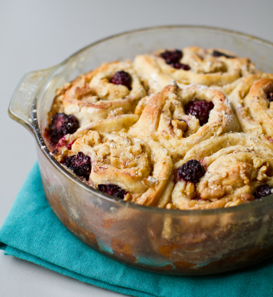 blackberry-rolls25209_edited-1.jpg