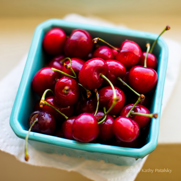 fresh cherries fresh cherries