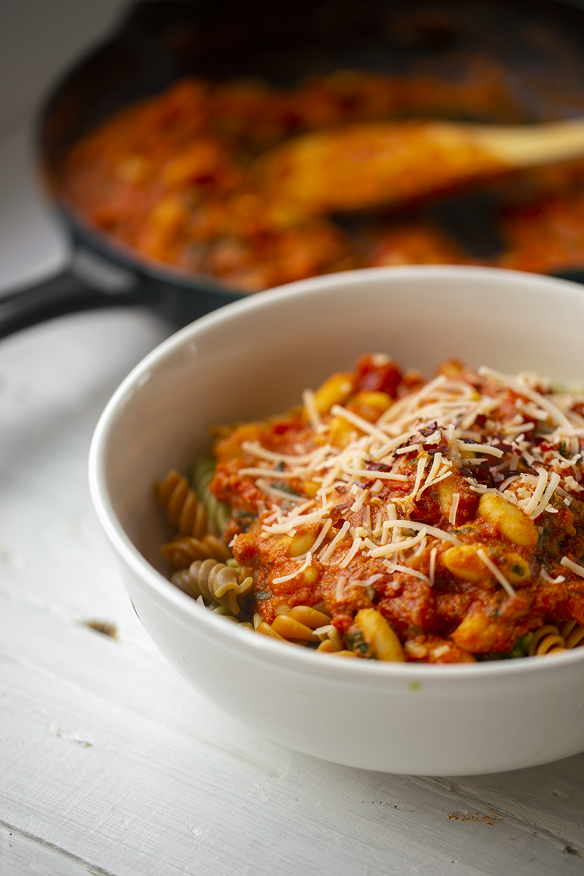 white bean tomato sauce