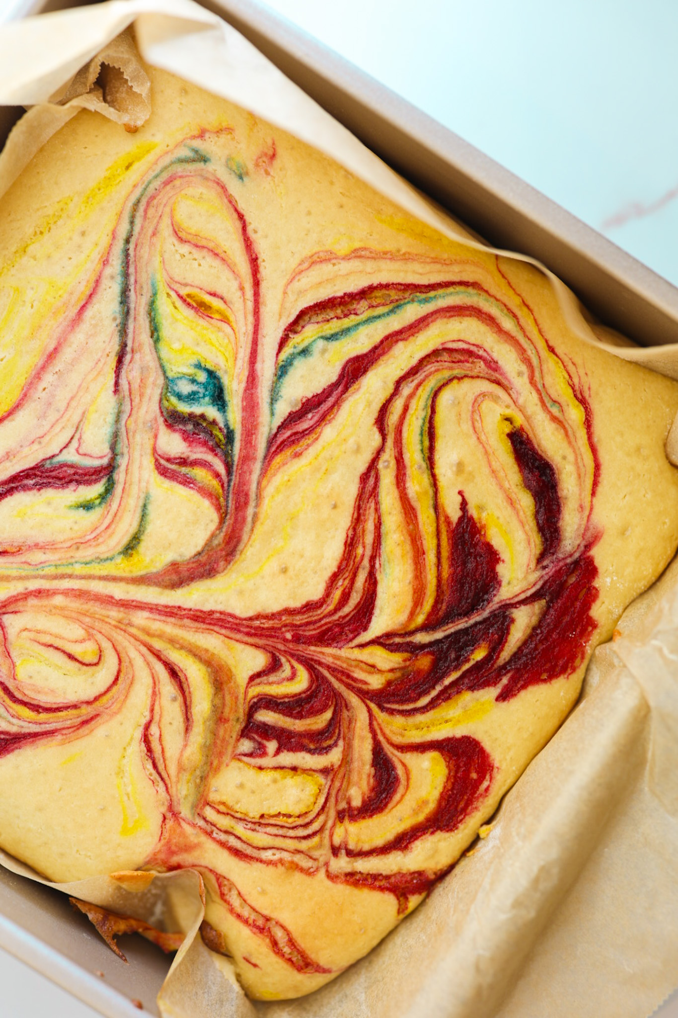 swirly colors cake